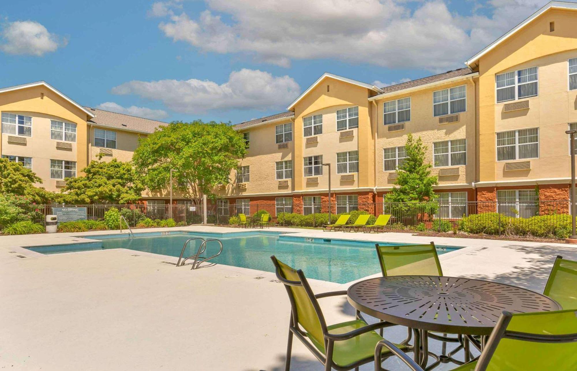 Extended Stay America Suites - Raleigh - Rtp - 4919 Miami Blvd Ντάραμ Εξωτερικό φωτογραφία
